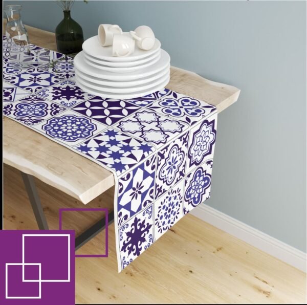 TABLE RUNNER 1