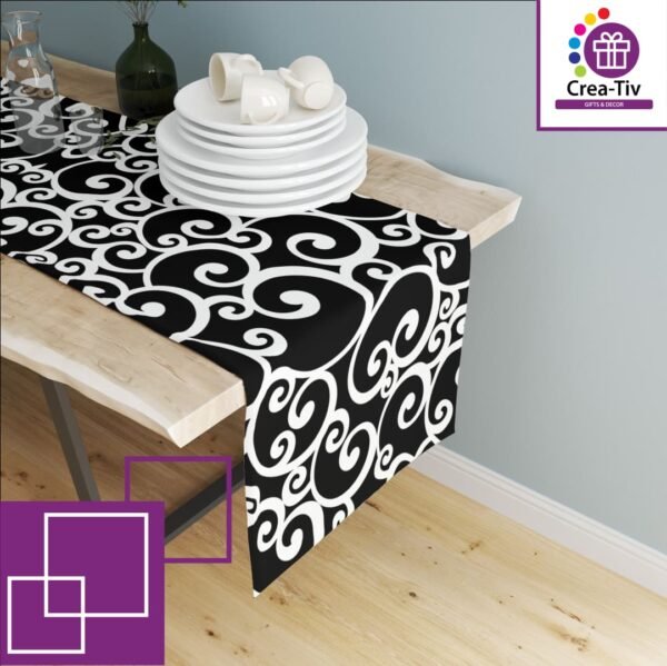 TABLE RUNNER 5