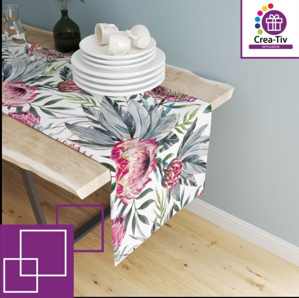 TABLE RUNNER 8